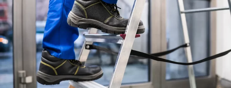 มาตรฐานบังคับ กฎหมายรองเท้า Safety