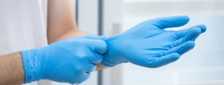 ถุงมือยางไนไตร ต่างจากถุงมือยางทั่วไปยังไง