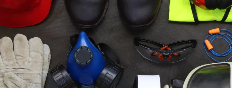 ข้อควรรู้ก่อนเลือกซื้ออุปกรณ์ PPE ให้เหมาะกับงาน หมวก ถุงมือ รองเท้า